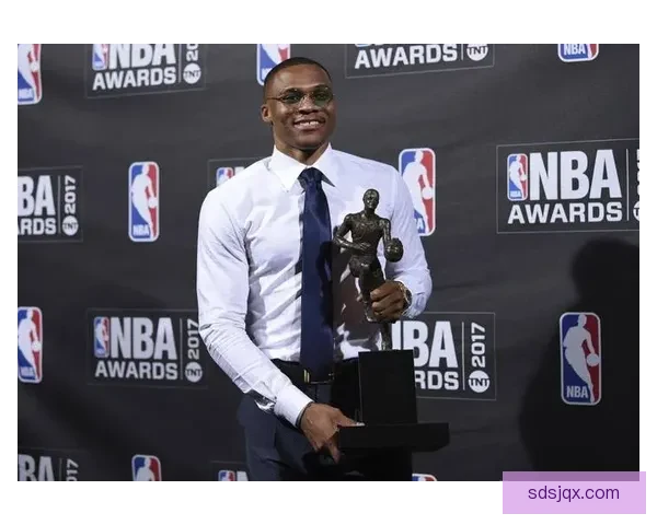 2017年NBA火箭雷霆巅峰对决哈登威少史诗之战回顾