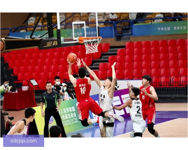 中国男篮再战美国强敌青春拼搏检验实力之夜世界舞台篮球梦想对决