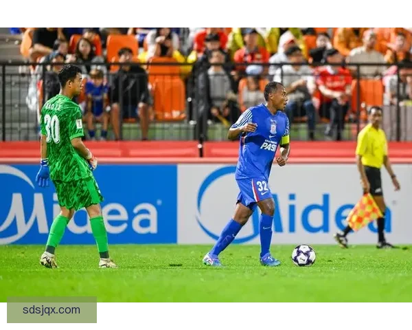 亚冠焦点战FC东京对阵上海申花谁能掌控比赛节奏与晋级走势分析